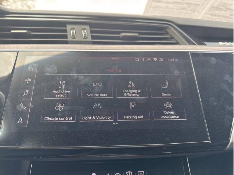 2019 Audi e-tron quattro Prestige