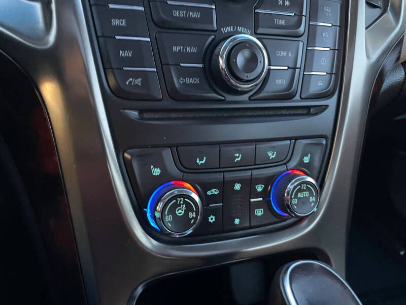 2012 Buick Verano Leather Group