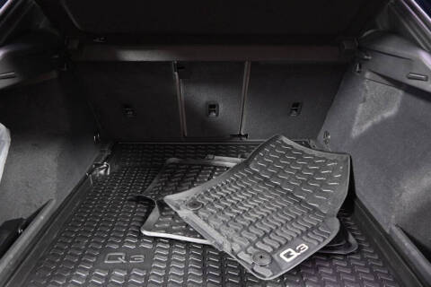 2022 Audi Q3 quattro S line Prem Plus 45 TFSI