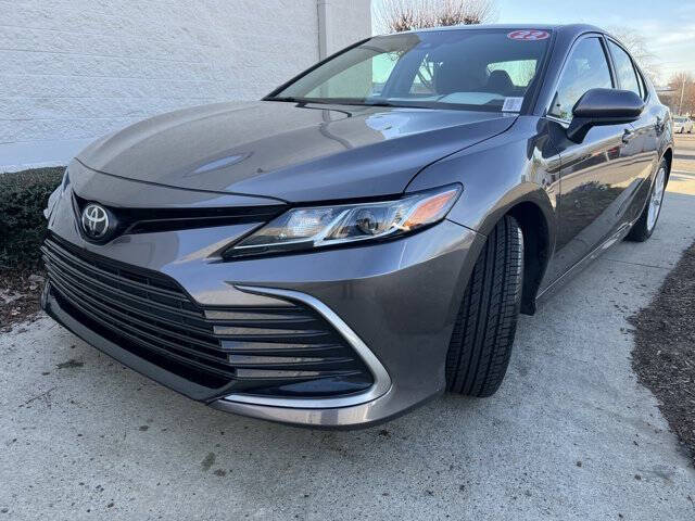 2022 Toyota Camry LE