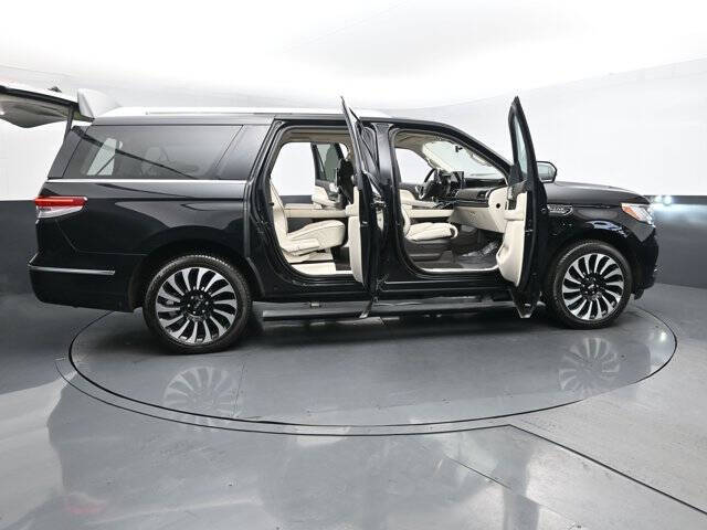 2023 Lincoln Navigator L Black Label