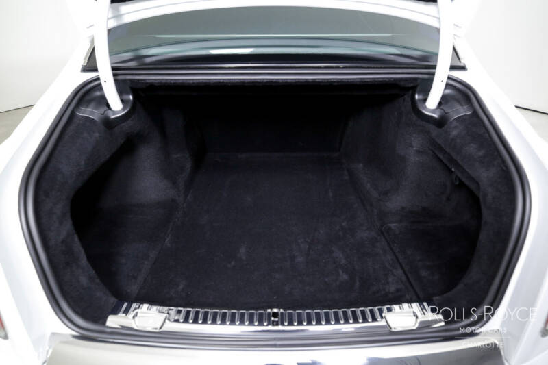 2024 Rolls-Royce Phantom EWB