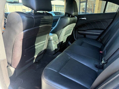 2012 Dodge Charger R/T