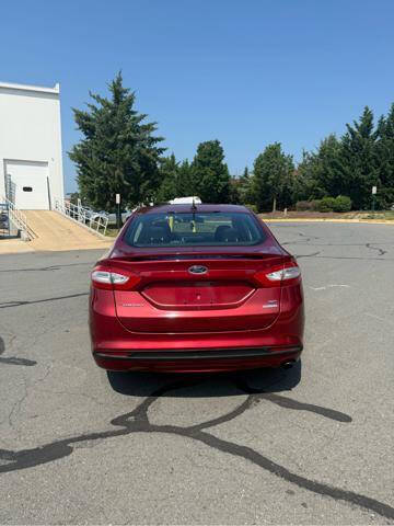 2013 Ford Fusion SE