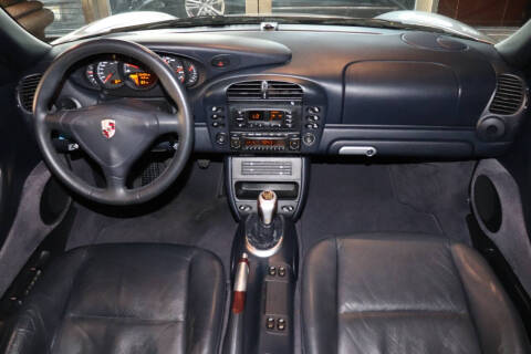 2003 Porsche 911 Carrera 4