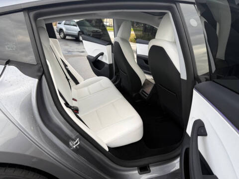 2025 Tesla Model 3 Long Range