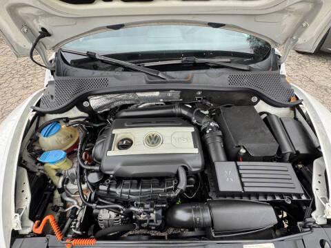 2013 Volkswagen Beetle Turbo Fender Edition