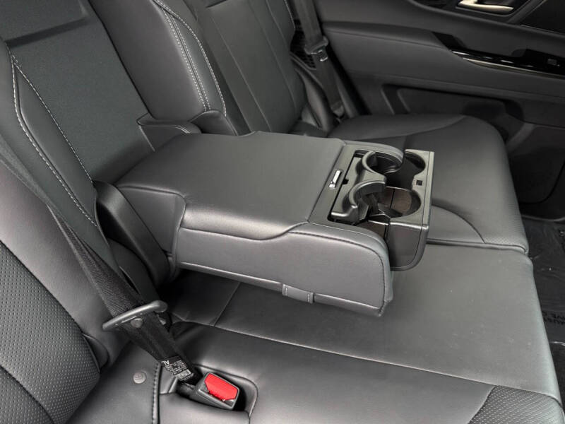 2023 Lexus LX 600 Luxury