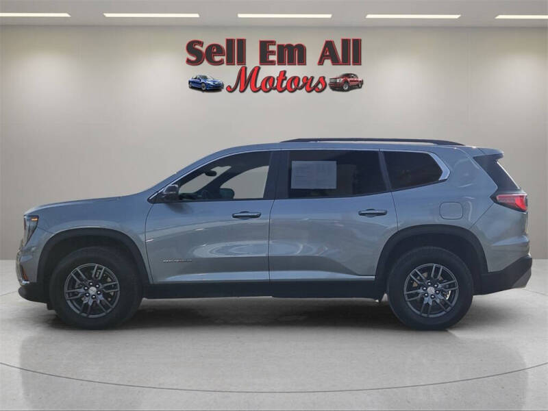 2025 GMC Acadia Elevation