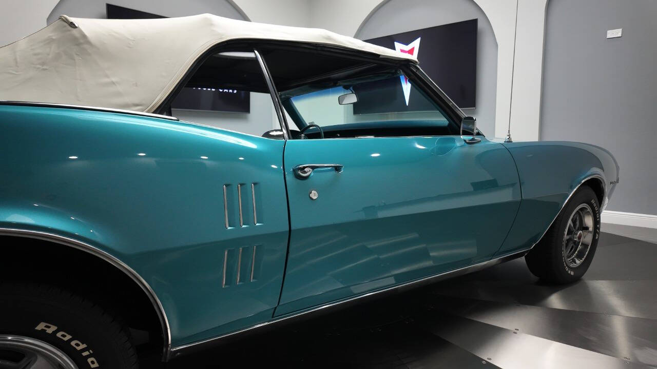 1968 Pontiac Firebird 32