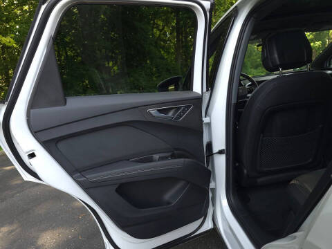 2026 Audi Q4 e-tron quattro Premium 55