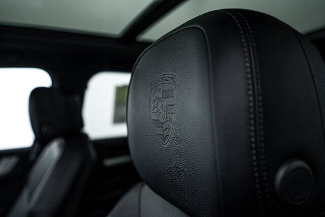 2025 Porsche Cayenne E-Hybrid