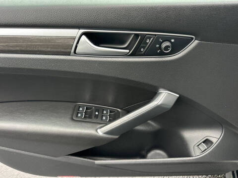 2016 Volkswagen Passat