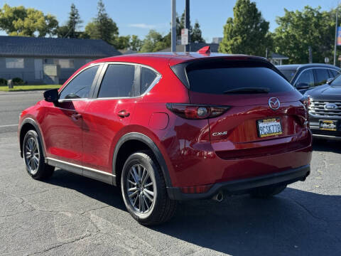 2017 Mazda CX-5 Sport