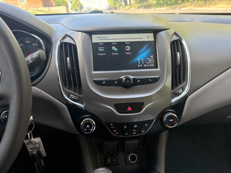 2018 Chevrolet Cruze LT Auto
