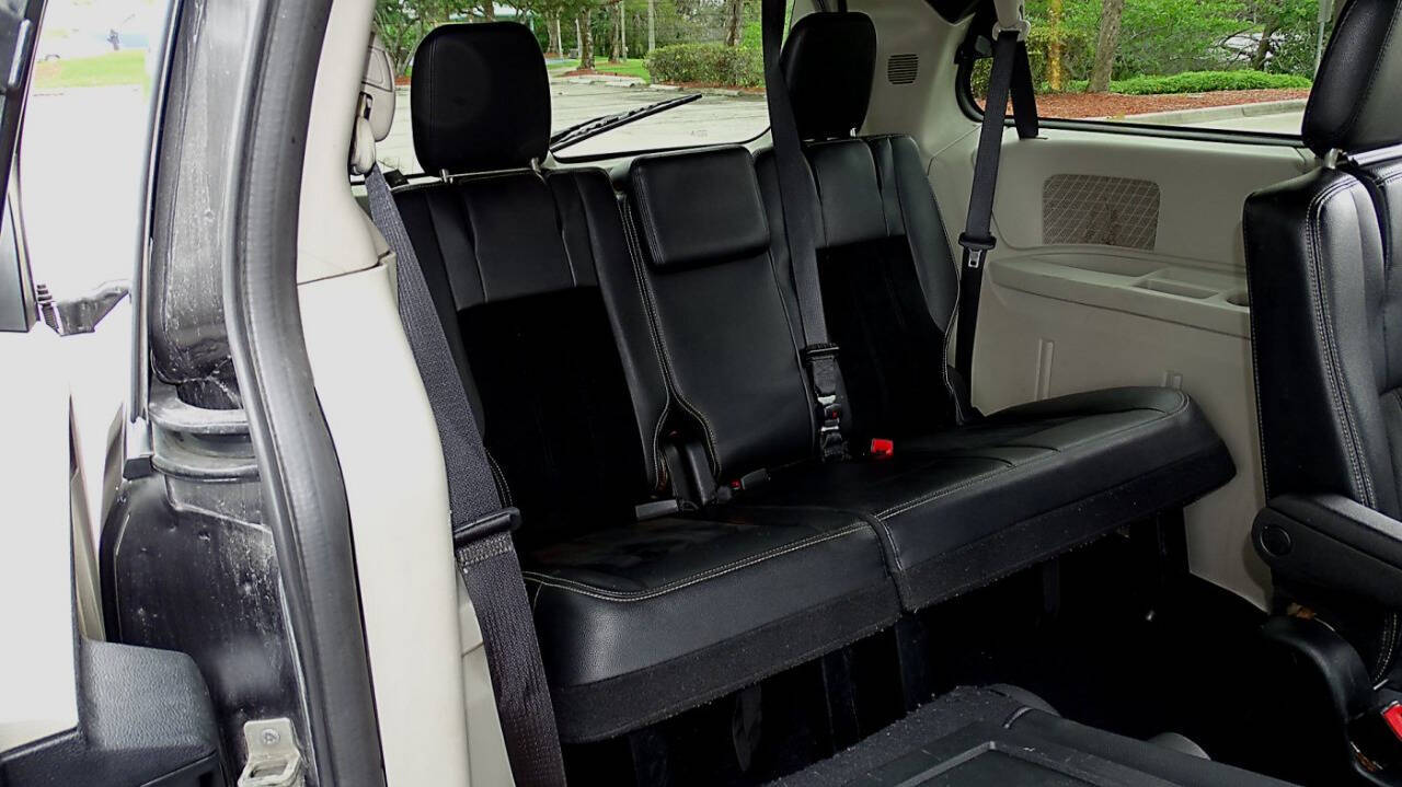 2017 Dodge Grand Caravan 22