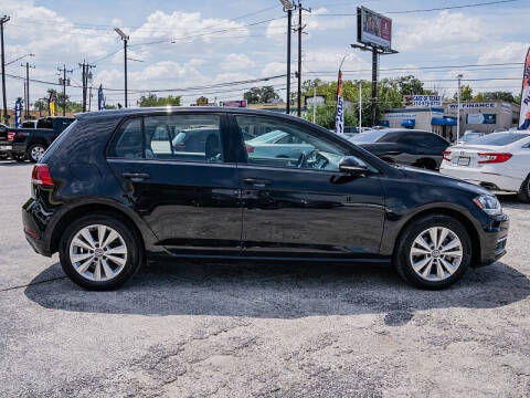 2021 Volkswagen Golf TSI