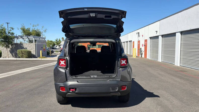 2019 Jeep Renegade Trailhawk
