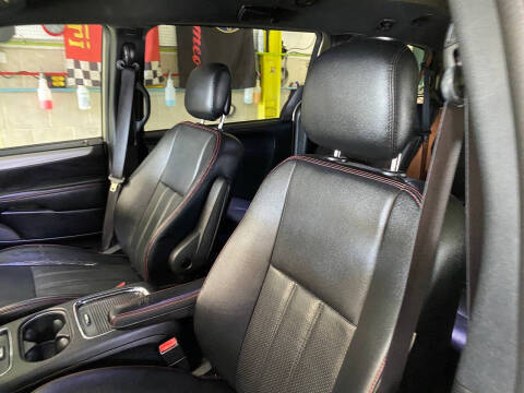 2015 Dodge Grand Caravan R/T