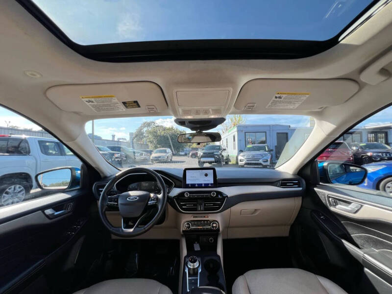 2021 Ford Escape SEL