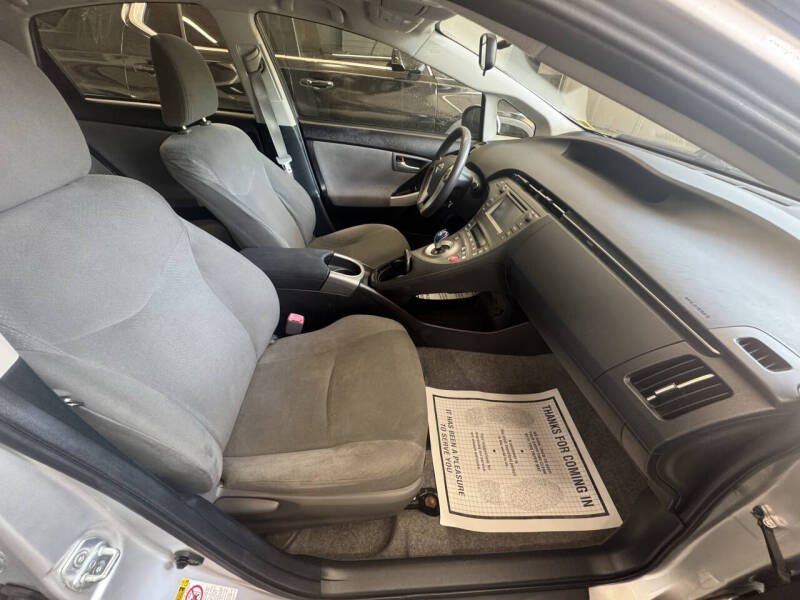 2012 Toyota Prius Two