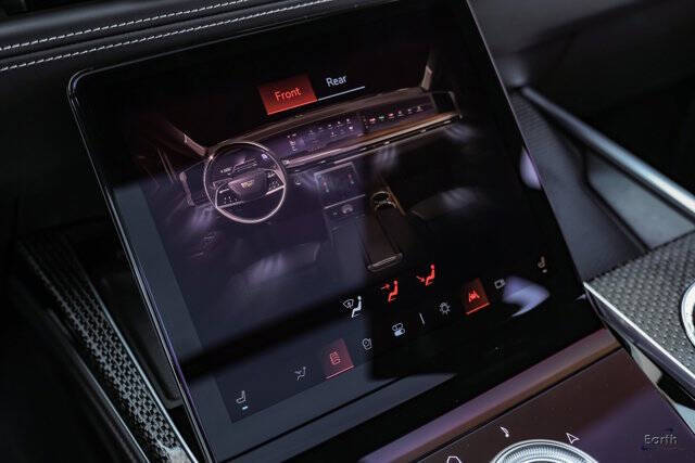 2025 Cadillac Escalade-V