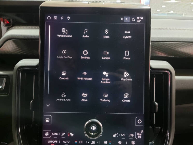 2025 GMC Yukon XL AT4