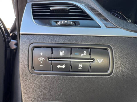 2015 Hyundai Genesis