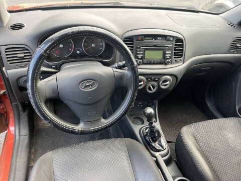 2011 Hyundai Accent GL