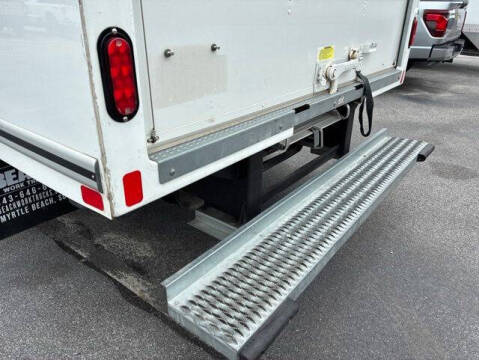 2024 Ford E-Series