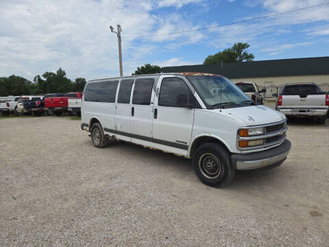 2001 Chevrolet Express G3500 LS