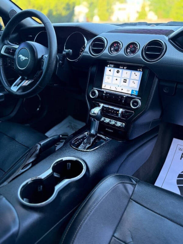 2017 Ford Mustang EcoBoost Premium