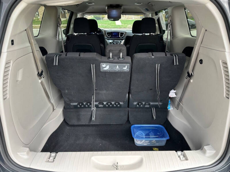 2017 Chrysler Pacifica Touring Plus