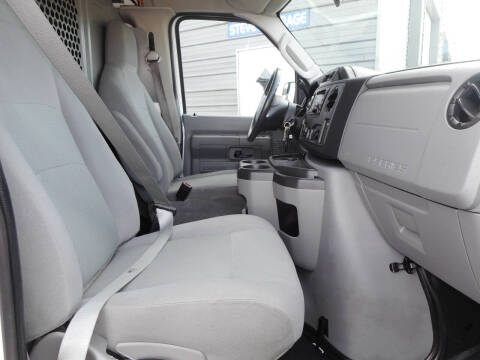 2012 Ford E-Series E-350 SD