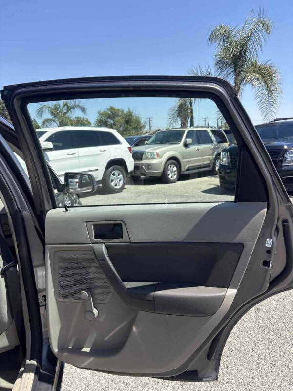 2011 Ford Focus S