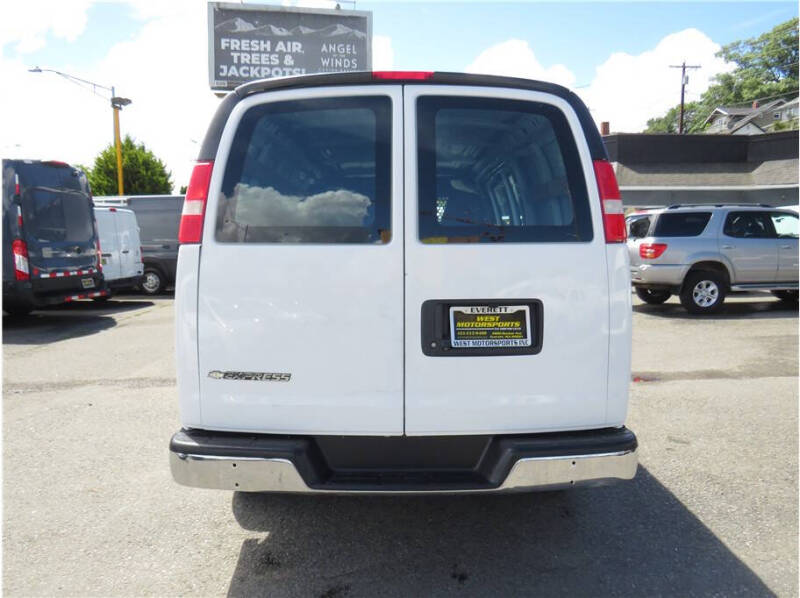 2018 Chevrolet Express 2500