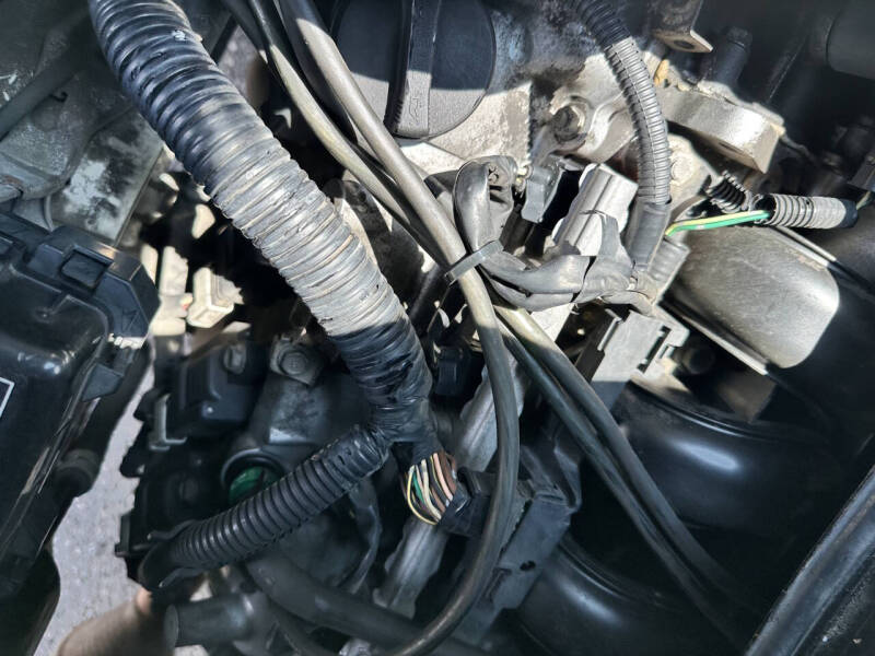 2000 Daihatsu Atrai 7