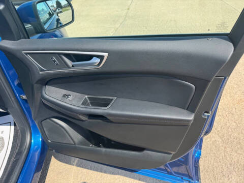 2023 Ford Edge