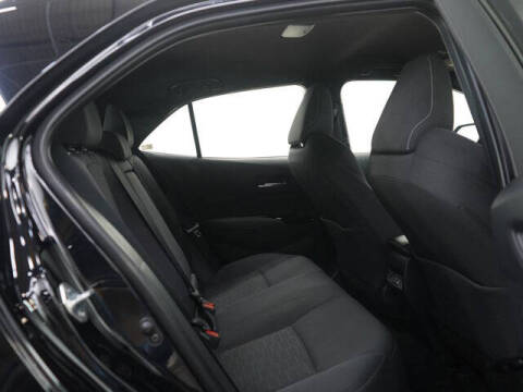 2025 Toyota Corolla Hatchback SE