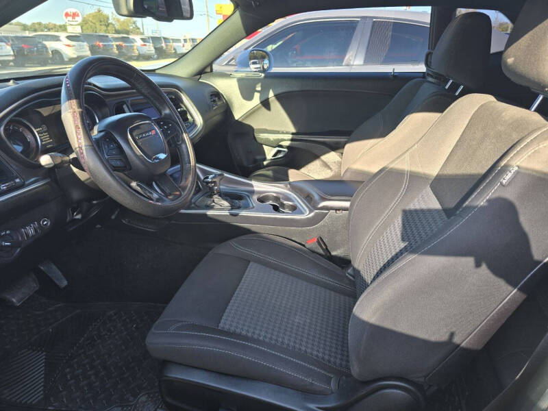 2019 Dodge Challenger SXT