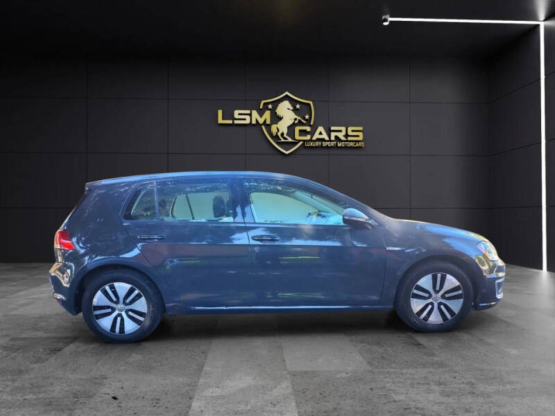 2016 Volkswagen e-Golf SE