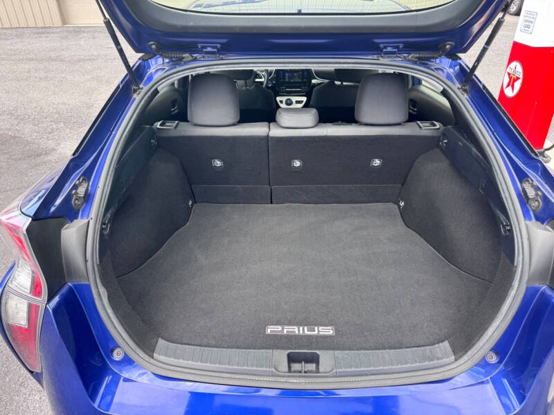 2016 Toyota Prius Two