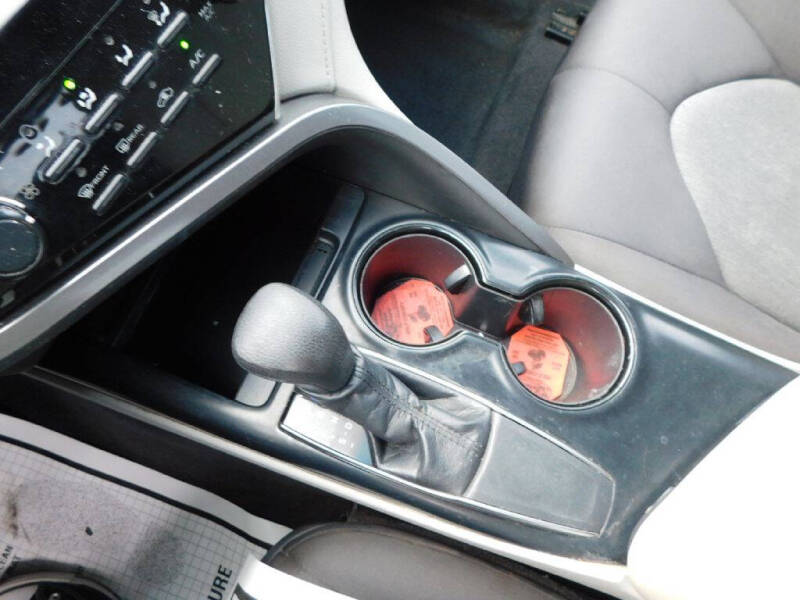 2018 Toyota Camry LE