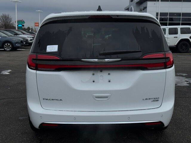 2026 Chrysler Pacifica Limited