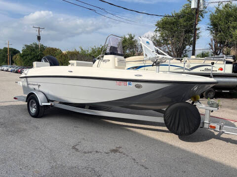 2019 Bayliner Element F18