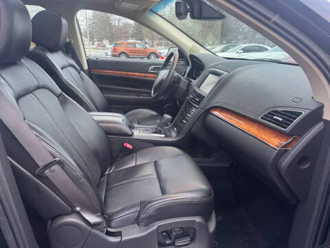 2014 Lincoln MKT Ecoboost