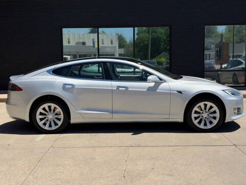 2016 Tesla Model S