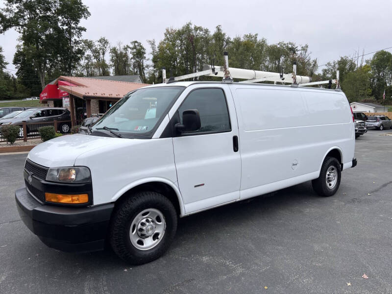 2020 Chevrolet Express Cargo Work Van's photo