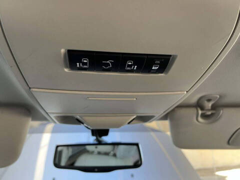 2016 Chrysler Town and Country Touring-L