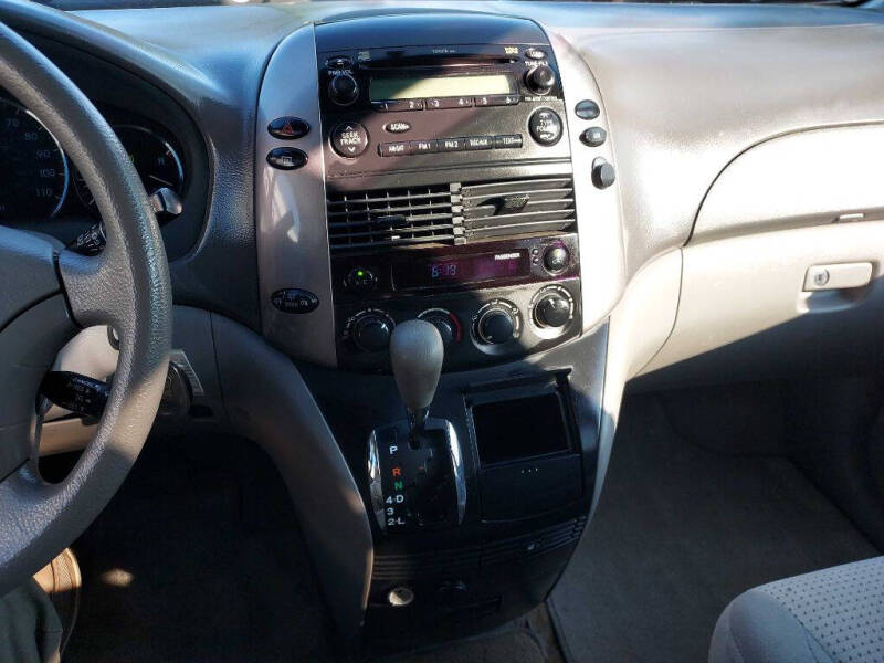 2010 Toyota Sienna